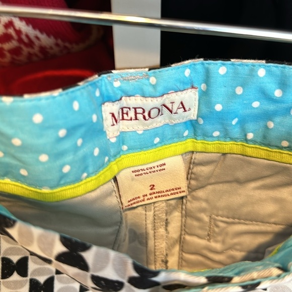 Merona white with black/gray print 5” shorts size 2 - Picture 2 of 3